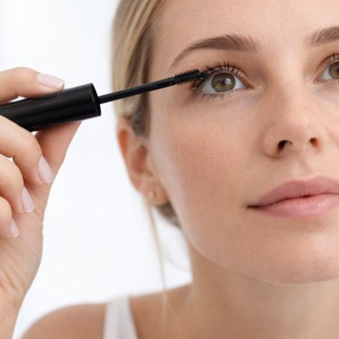 Lash Growth Serum application - organic, toxin-free | Taylor Made Organics
