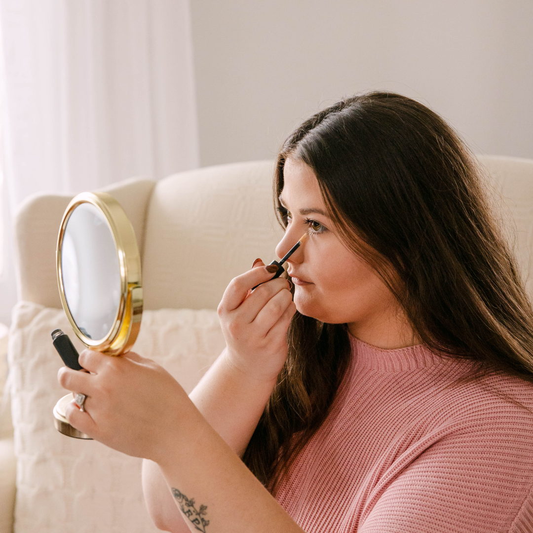 Liquid Cream Concealer made with organic ingredients