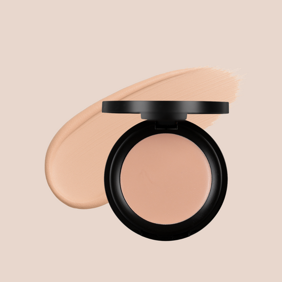 Concealer | versatile, lightweight