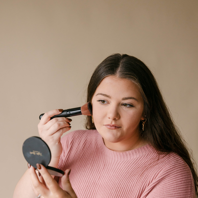 Pressed Bronzer : organic and lightweight
