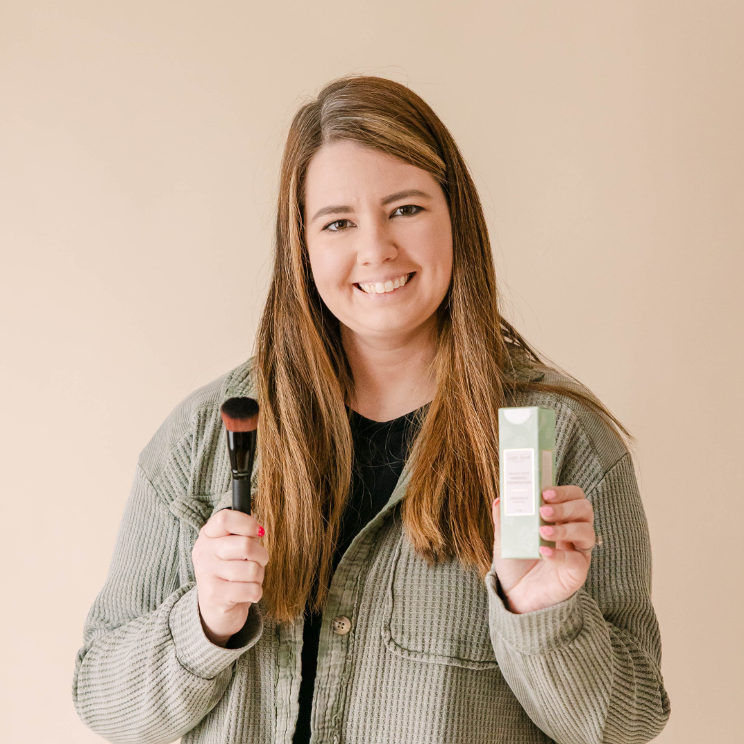 Liquid Mineral Foundation and Blurring Foundation Brush