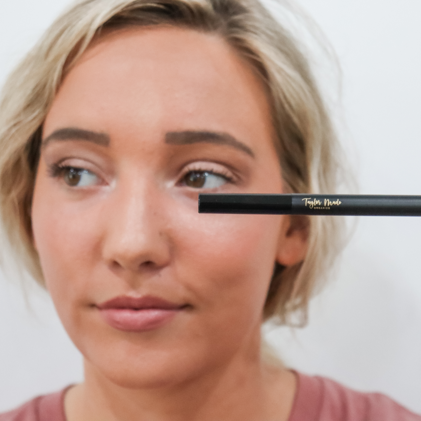 deep taupe retractable brow pencil | taylor made organics