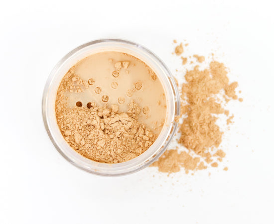 Load image into Gallery viewer, Loose Organic Mineral Foundation | light
